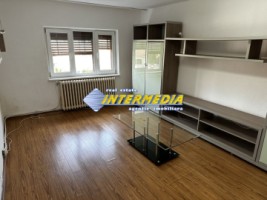 apartament-3-camere-68-mp-decomandat-etaj-1-de-vanzare-in-cetate-zona-mercur-15