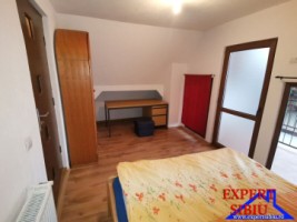 inchiriez-apartament-3-camere-la-vila-zona-selimbar-6