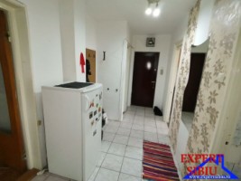 inchiriez-apartament-2-camere-decomandatzona-cedonia-7