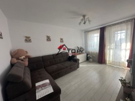 apartament-3-camere-decomandat-podu-ros-sens-giratoriu-3