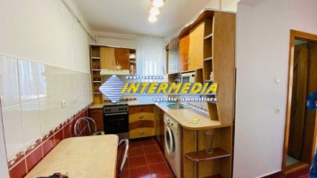 vanzare-apartament-2-camere-mare-finisat-si-mobilat-cu-balcon-in-alba-iulia-cetate-bulevard-3