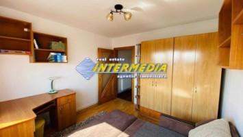 vanzare-apartament-2-camere-mare-finisat-si-mobilat-cu-balcon-in-alba-iulia-cetate-bulevard-8