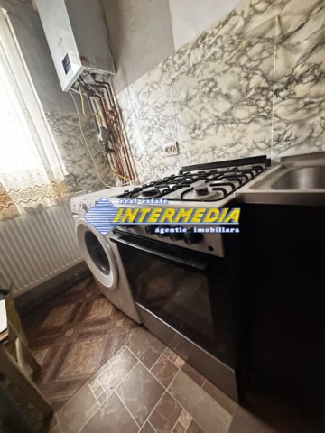 apartament-cu-2-camere-si-balcon-de-vanzare-in-alba-iulia-zona-cetate-bulevard-4