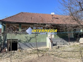 casa-frumoasa-cu-3-camere-de-vanzare-la-15-min-de-alba-iulia-cu-teren-de-1300-mp-1