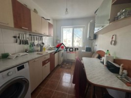 apartament-3-camere-decomandat-podu-ros-sens-giratoriu-2