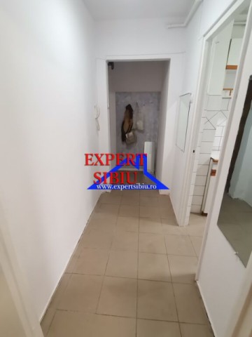 inchiriez-apartament-2-camere-semidecomandatzona-vasile-aaron-7