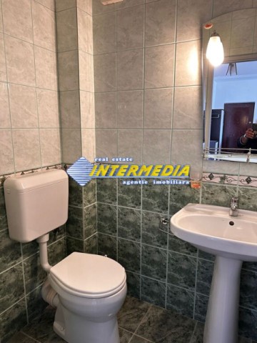 apartament-3-camere-decomandat-etaj-1-bloc-nou-de-vanzare-in-alba-iulia-centru-mobilat-si-utilat-complet-33