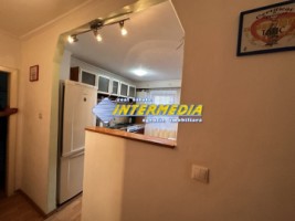 inchiriere-apartament-2-camere-cetate-piata-cu-bucatarie-mare-si-balcon-finisat-mobilat-complet-alba-11