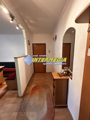 inchiriere-apartament-2-camere-cetate-piata-cu-bucatarie-mare-si-balcon-finisat-mobilat-complet-alba-21