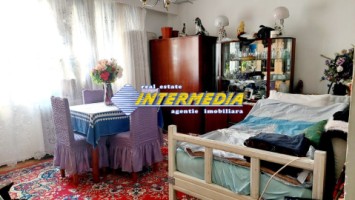 apartament-2-camere-de-vanzare-alba-iulia-zona-cetate-etaj-1-1