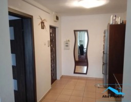 apartament-3-camere-decomandat-mobilat-zona-cetate-6