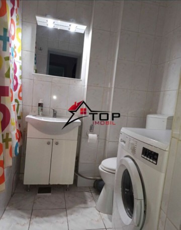 inchiriere-apartament-cu-3-camere-podu-ros-1