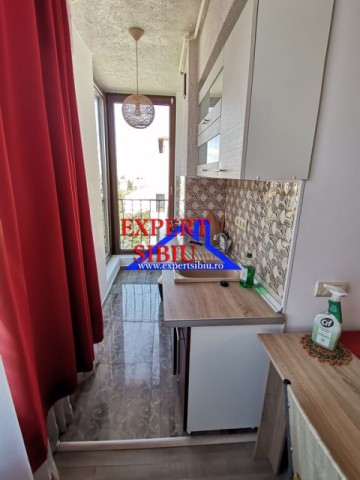 inchiriez-apartament-3-camererecent-renovat-zona-kaufland-3