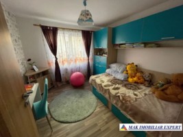 vandut-apartament-3-camere-cf-1-et-14-campulung-3