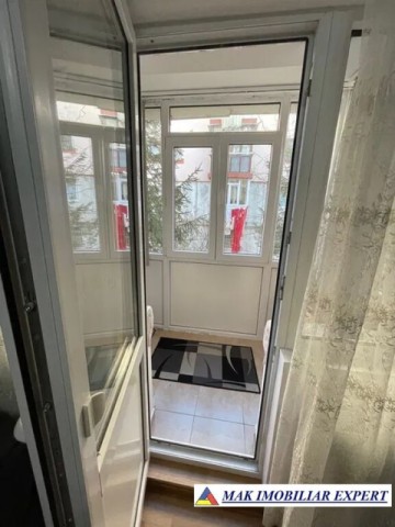 vandut-apartament-3-camere-cf-1-et-14-campulung-7