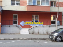 spatiu-comercial-15-mp-de-inchiriat-alba-iulia-zona-cetate-piata-cu-acces-1