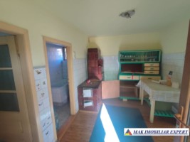 vand-casa-si-anexa-demolabila-cu-teren-de-916-mp-in-centru-campulung-muscel-arges-20