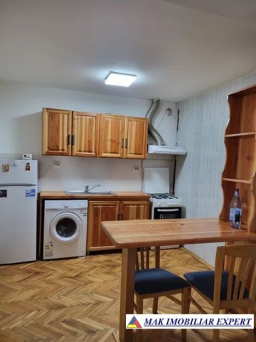 inchiriez-apartament-cu-2-camere-confort-1-etaj-1-visoi-campulung-muscel-arges-5