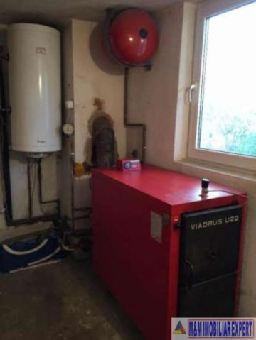 vila-6-camere-cu-teren-1500-mp-de-vanzare-in-valea-mare-pravat-arges-12