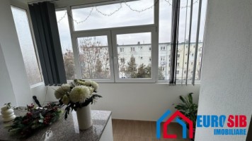 apartament-2-camere-semidecomandat-de-vanzare-in-sibiu-renovat-complet-8