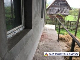 vand-complex-cu-12-camere-si-teren-de-2400-mp-nucsoara-arges-7