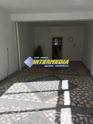 spatiu-comercial-42-mp-spatiu-de-depozitare-94-mp-2
