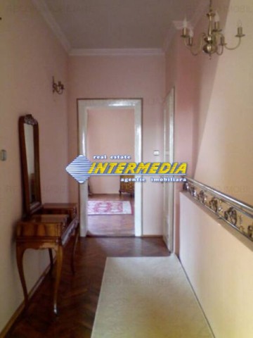 casa-de-vanzare-5-camere-centru-alba-iulia-9