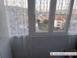 nongrata-vand-apartament-2-camere-confort-1-et-4-flamanda-campulung-muscel-arges-5