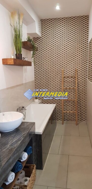 casa-de-lux-stil-mediteranean-teren-1820-mp-mobilata-si-utilata-alba-iulia-zona-cetate-regim-hotelier-sau-pensiune-32