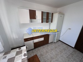de-inchiriat-apartament-3-camere-de-comandat-mobilat-si-utilat-in-alba-iulia-7