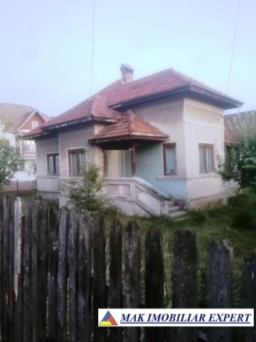 casa-3-camere-teren-1000-mp-semicentral-campulung-muscel-argees-2