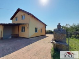 casa-de-vanzare-in-vintu-de-jos-14