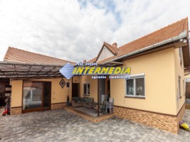 casa-finisata-p-cu-681-mp-teren-in-alba-iulia-micesti-renovata-modern-ingarduita-strada-asfaltata-si-toate-utilitatiile-1