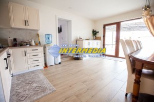 casa-finisata-p-cu-681-mp-teren-in-alba-iulia-micesti-renovata-modern-ingarduita-strada-asfaltata-si-toate-utilitatiile-7