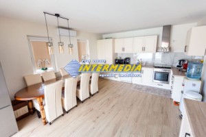 casa-finisata-p-cu-681-mp-teren-in-alba-iulia-micesti-renovata-modern-ingarduita-strada-asfaltata-si-toate-utilitatiile-29