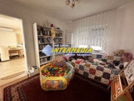 casa-finisata-p-cu-681-mp-teren-in-alba-iulia-micesti-renovata-modern-ingarduita-strada-asfaltata-si-toate-utilitatiile-36