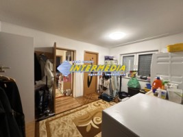 casa-finisata-p-cu-681-mp-teren-in-alba-iulia-micesti-renovata-modern-ingarduita-strada-asfaltata-si-toate-utilitatiile-40