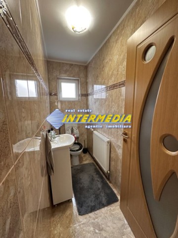 casa-finisata-p-cu-681-mp-teren-in-alba-iulia-micesti-renovata-modern-ingarduita-strada-asfaltata-si-toate-utilitatiile-43