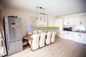 casa-finisata-p-cu-681-mp-teren-in-alba-iulia-micesti-renovata-modern-ingarduita-strada-asfaltata-si-toate-utilitatiile-52