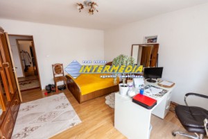casa-finisata-p-cu-681-mp-teren-in-alba-iulia-micesti-renovata-modern-ingarduita-strada-asfaltata-si-toate-utilitatiile-70