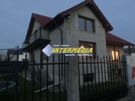 casa-noua-4-camere-de-inchiriat-in-cetate-alba-iulia-cu-garaj-25