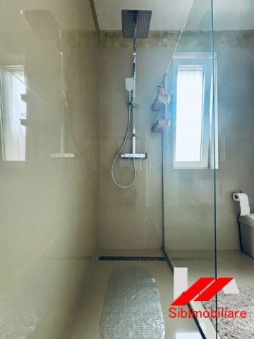 apartament-golden-nou-mobilat-si-utilat-in-selimbar-31
