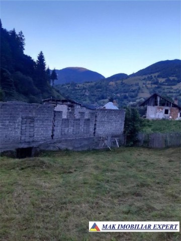 teren-4000-mp-cu-parau-si-constructie-de-vanzare-in-rucar-arges-11