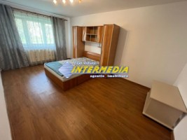 garsoniera-decomandata-de-vanzare-in-cetate-mobilata-si-utilata-alba-iulia-8