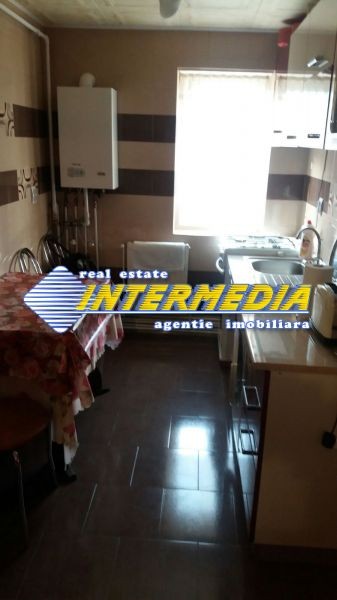apartament-cu-2-camere-de-inchiriat-cetate-etaj-intermediar-8