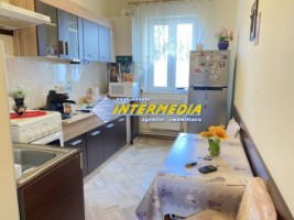 apartament-2-camere-in-centru-la-vila-decomandat