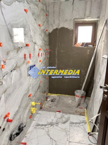 casa-noua-4-camere-finisata-complet-in-sard-cu-teren-de-500-mp-9