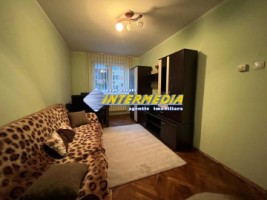inchiriere-apartament-2-camere-50-mp-bucatarie-mare-alba-iulia-zona-cetate-closca