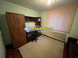inchiriere-apartament-2-camere-50-mp-bucatarie-mare-alba-iulia-zona-cetate-closca-2