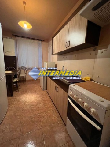 inchiriere-apartament-2-camere-50-mp-bucatarie-mare-alba-iulia-zona-cetate-closca-5